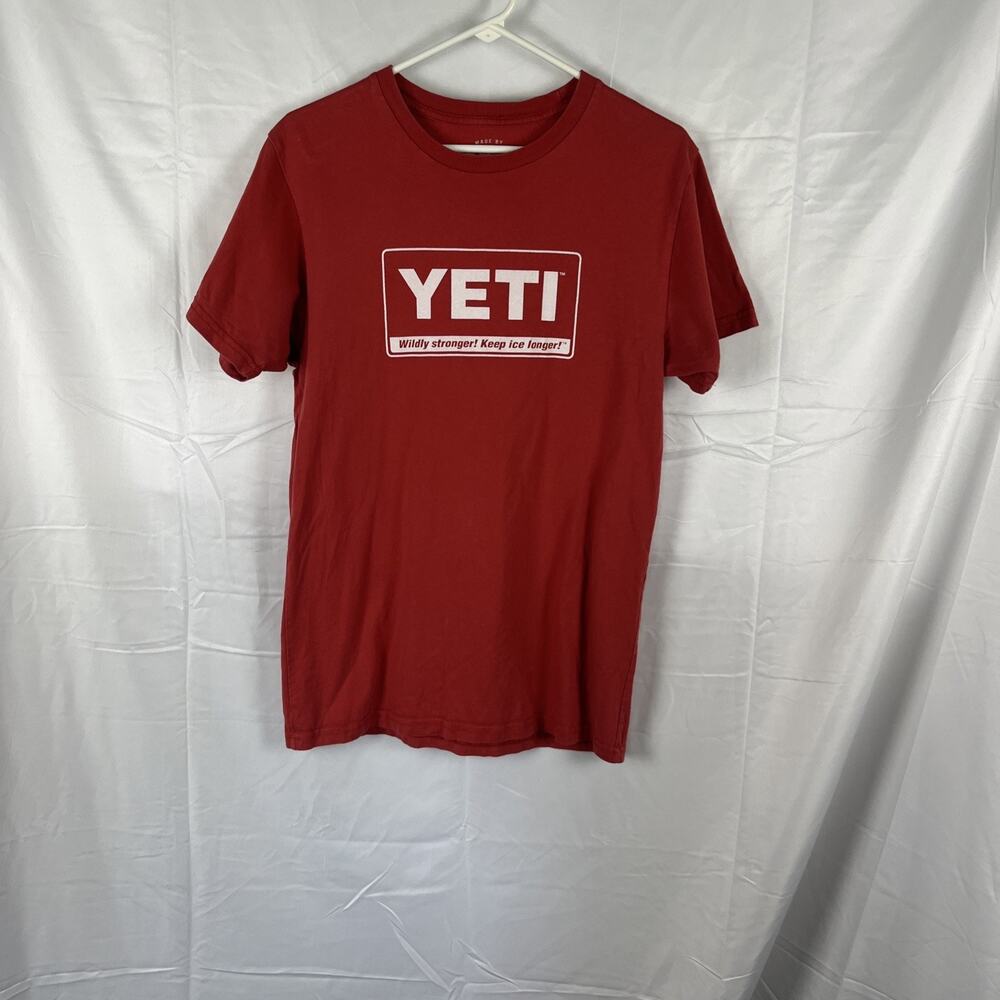 Yeti T-Shirt Mens Medium Short Sleeve Crewneck Cotton Graphic Tee Red